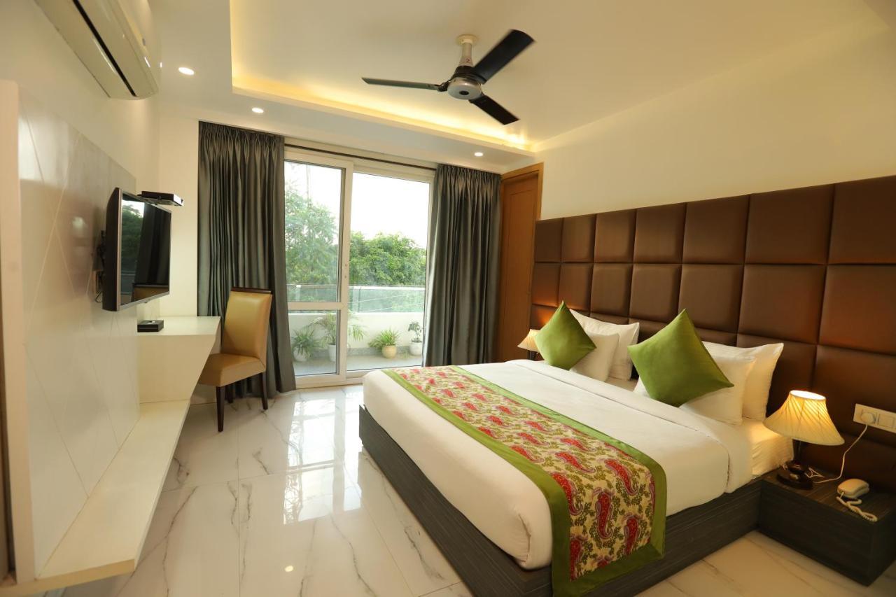 Hotel Keshav Residency Near Medanta Pure Veg غورغاون المظهر الخارجي الصورة